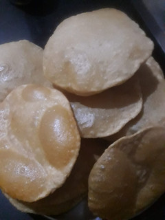 A picture of Poori.