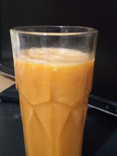 A picture of Orange juice smoothie.