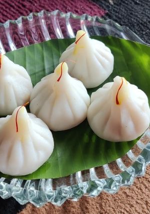 A picture of Ukdiche Modak.