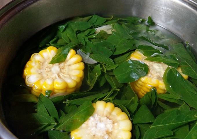 Resep Sayur Bening Daun Katuk Oleh Dapurr Emma Cookpad