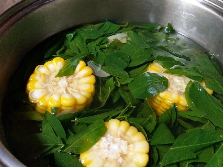 Cara Sederhana Membikin Resep  Sayur bening daun katuk yang Sempurna, Enak Banget