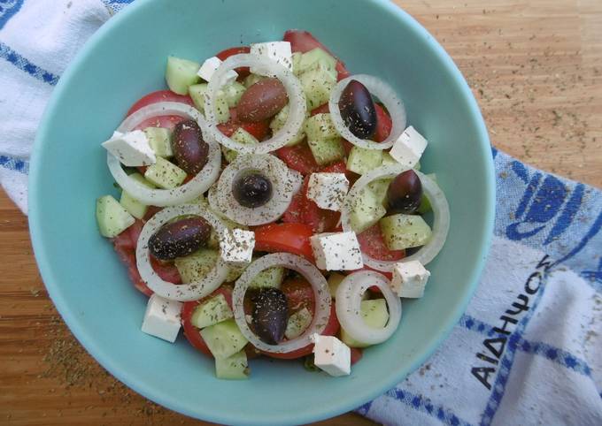 Steps to Prepare Perfect Traditional Greek Salad (Choriatiki Salata)
