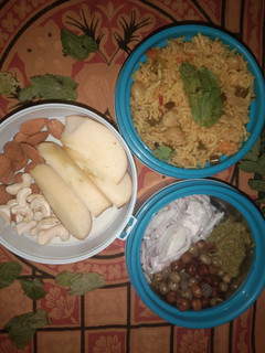 வெஜிடபிள் சாதம் (Vegetable briyani recipe in tamil) செய்முறை முக்கிய புகைப்படம்