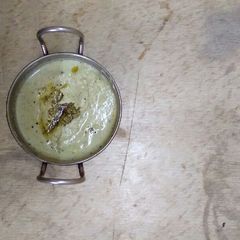 A picture of Coconut chutney.