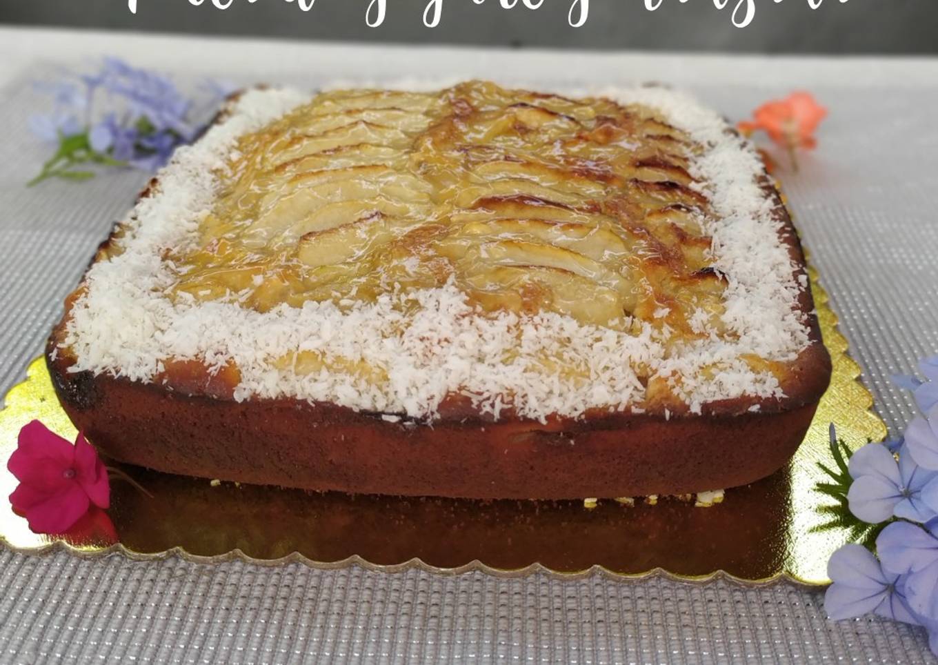 Torta de yogurt y manzana