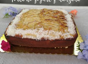 Una foto de Torta de yogurt y manzana