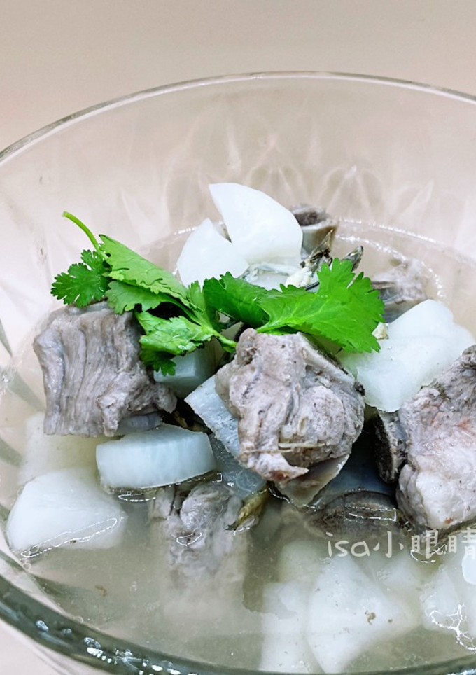 白蘿蔔小魚乾排骨湯   白蘿蔔 的食譜成品照片