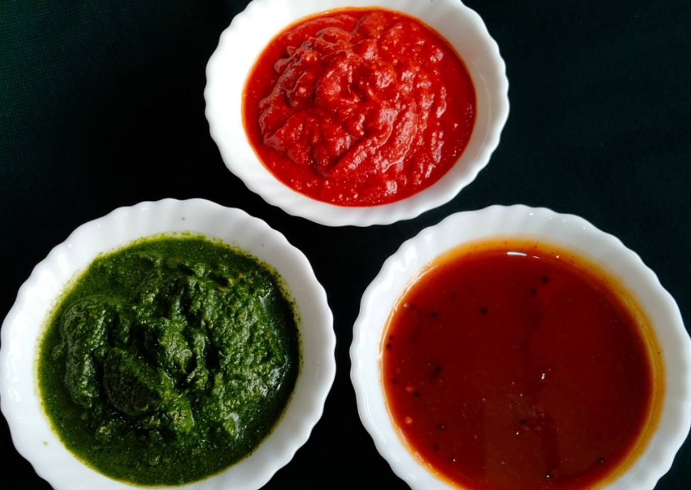 Spicy Indian Chutney Which Will Go With All Your Snacks - Nachos, Papri Chat, Pani Puri, Fritters