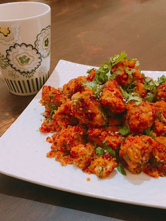 A picture of Beetroot dhokla.