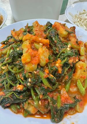 Foto resep Tumis Kangkung dan Pare Pedas Vegan