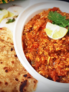 પનીર ભુરજી (Paneer Bhurji Recipe In Gujarati) રેસીપી મુખ્ય ફોટો