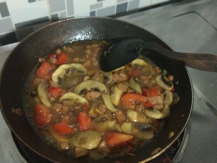 Langkah Mudah untuk Membuat Jamur champignon saus tiram simple, Menggugah Selera