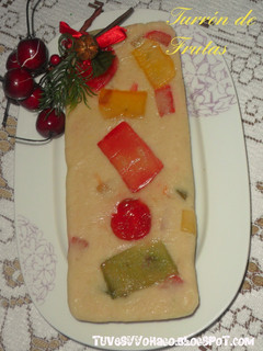 Una foto de Turrón de frutas