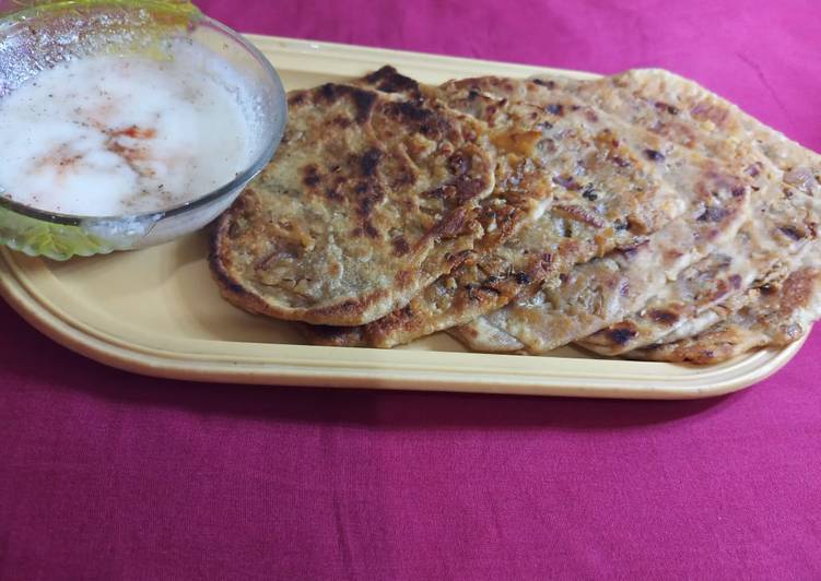 Recipe: Tasty Aloo pyaaz paratha