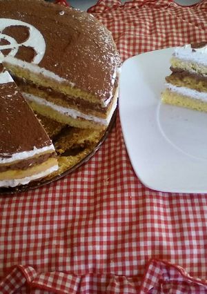 A picture of White/Dark Chocolate Mousse Cake.