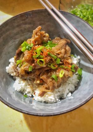 Foto resep Donburi beef ala Yoshinoya