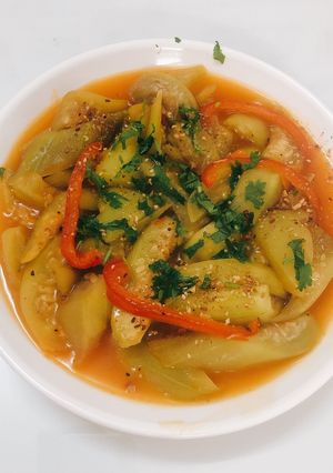 Hình của món Mướp xào ớt chuông.