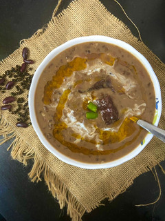 A picture of Dal Makhani.