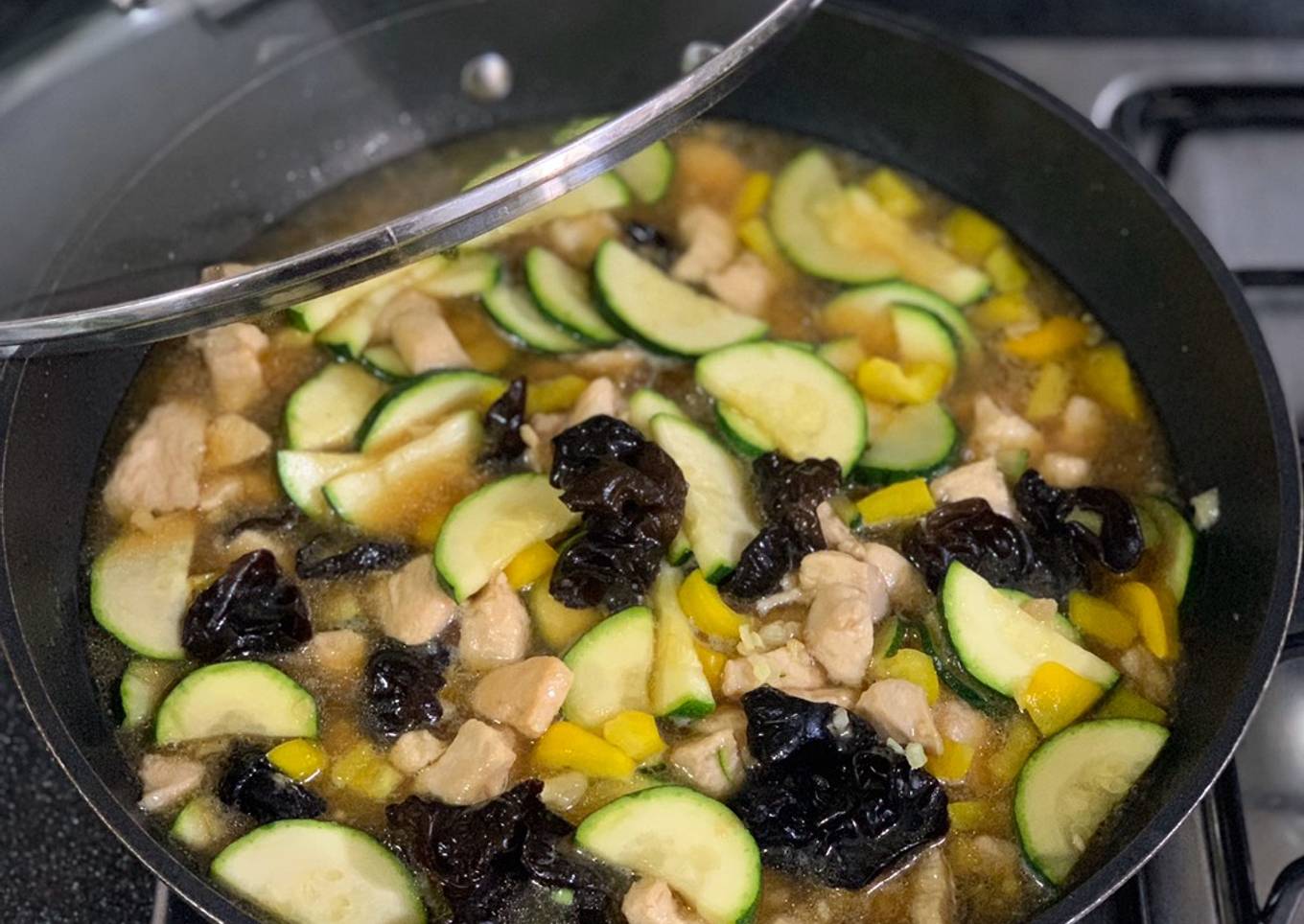 Chicken and Zucchini stir fry