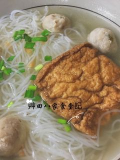 油豆腐魚丸米粉湯 的食譜成品照片