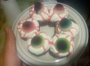 Una foto de Mini Cupcake de Ojos Siniestros