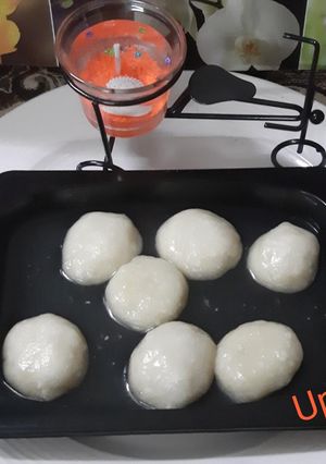 A picture of Bengali Rasgulla (Roshogullas).