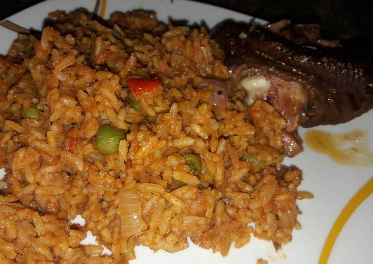 Any-night-of-the-week Jollof Rice and Smoked Chicken