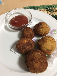 Una foto de Bolas de plátano maduro 🇩🇴❤️