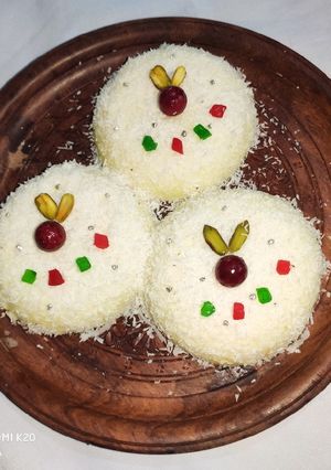 A picture of Snow Ball Sweet.