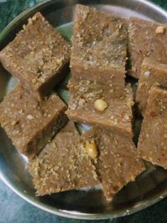 सिंघाड़े का हलवा (singhade ka halwa recipe in hindi) रेसिपी मुख्य फोटो