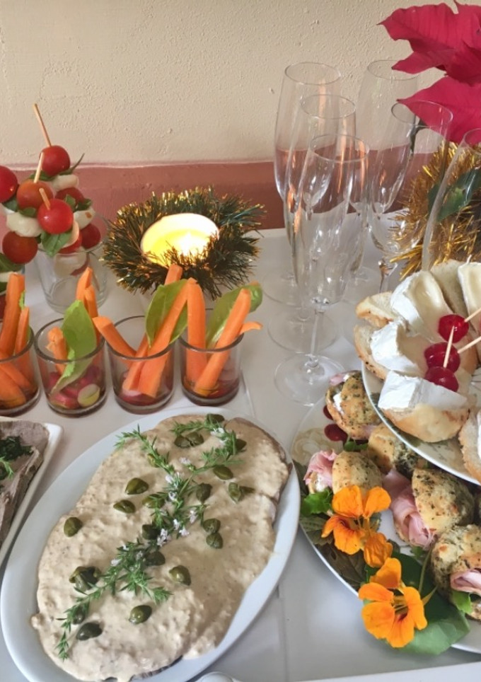 Una foto de Mesa navideña para 8: recetas, ideas, consejos