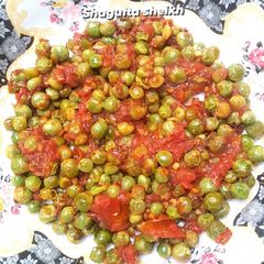 A picture of Spicy Masala fry matar🤤.