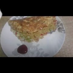 A picture of Egg roll maggi.