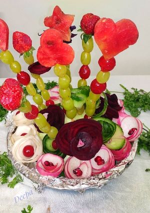 A picture of Fruit Lollipop and Vegetable Basket.