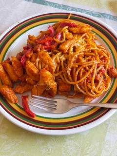 Una foto de Pasta al estilo mediterráneo