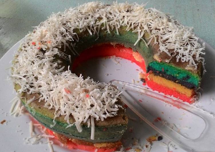 Resep: Rainbow Cake panggang🍰🎂 yang Gurih