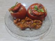 Una foto de tomate relleno