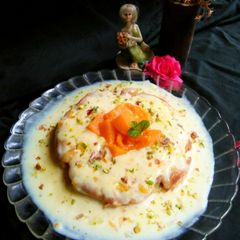 A picture of Mango Malai Cake.