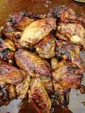 Alitas de pollo picantes confitadas estilo Cecilia