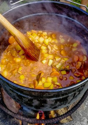 Babgulyás bográcsban 🍲 bogrács gulyás recept fotója