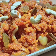 A picture of Gajar ka halwa.
