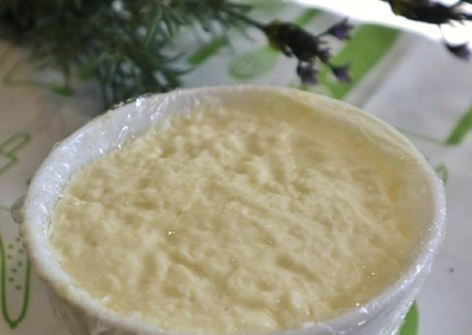 Resep Cream Cheese - Homemade Simple 2 Bahan Oleh Phie Kitchen - Cookpad