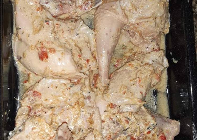 Roasted chicken with groundnut cake powder