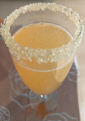 Une photo de Cocktail clémentine pétillant