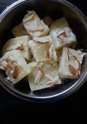 A picture of Milk Burfi.