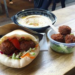 A picture of Falafel.