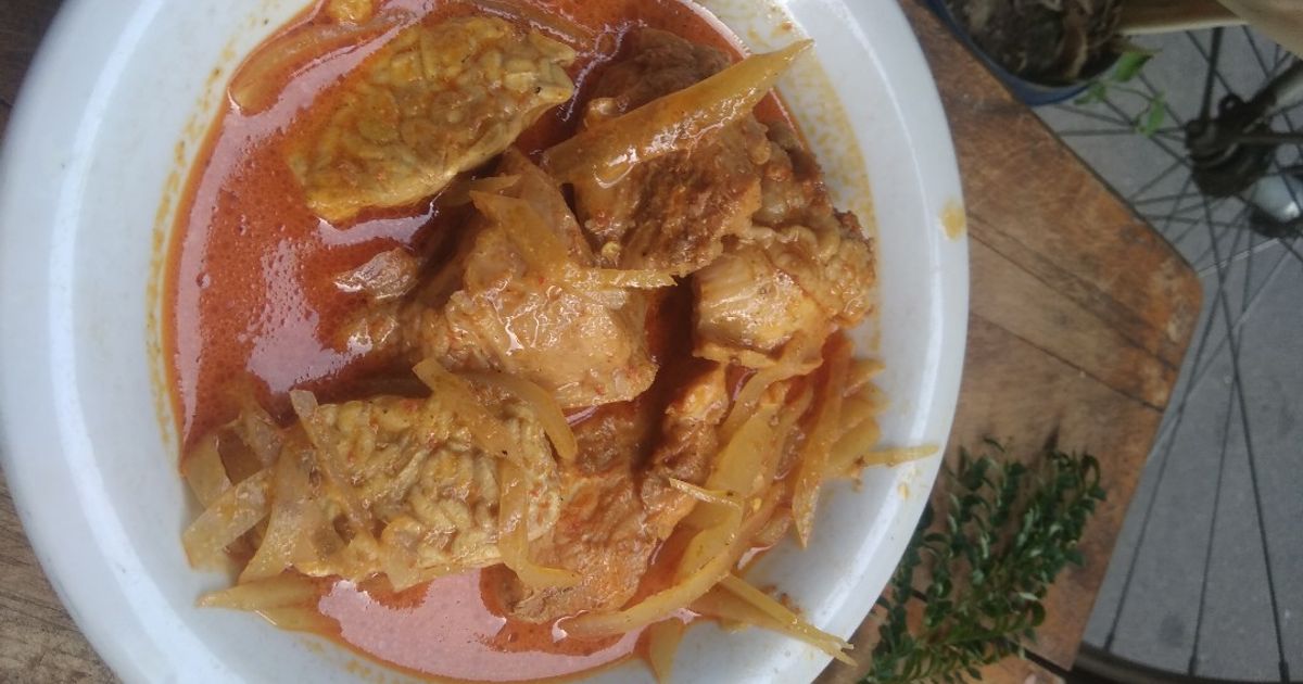 Becek Ayam + Becek Pepaya Muda + tempe bosok (Masakan Khas Tuban Jawa Timur)
