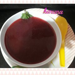 A picture of Beetroot &carrot soup.