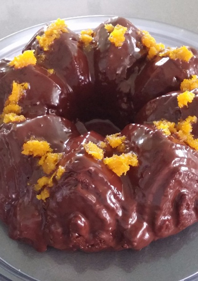 Una foto de Bundt cake two oranges and chocolate (bundt cake dos naranjas y chocolate)