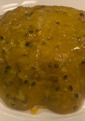 Una foto de GELATINA de Maracuyá, NARANJA y MANGO con AGAR AGAR